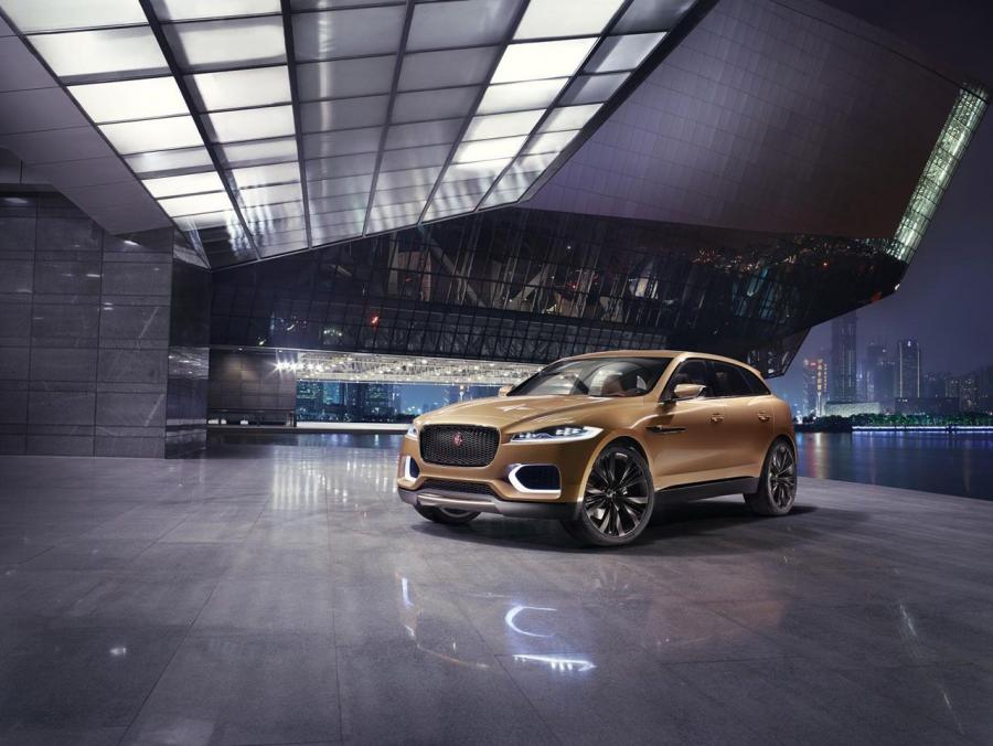  Jaguar C-X17 Concept in Liquid Gold 2013 года  (фото 17 из 36)